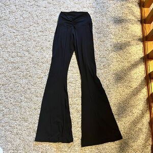 Aerie Offline Ruched Flare Leggings S